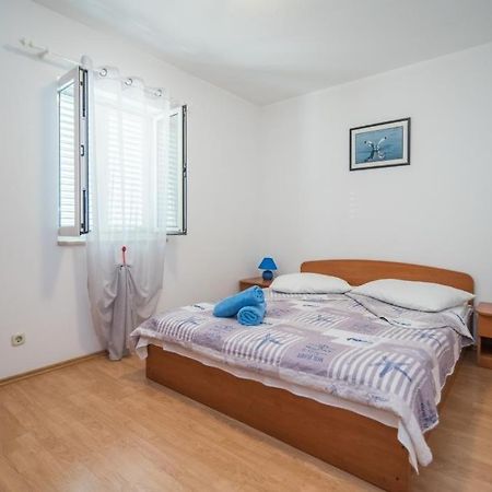 Apartments Batinic Supetar Bagian luar foto